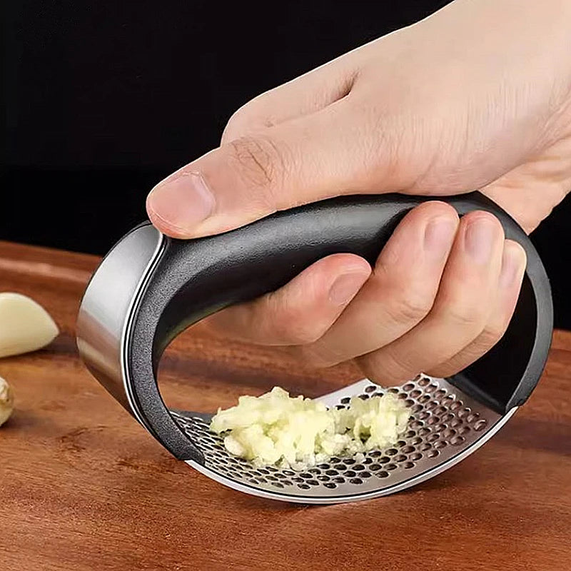 garlic press