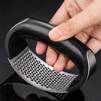 garlic press