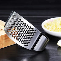 garlic press